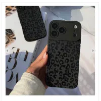 قاب آیفون 13 Pro مشکی طرح لئوپارد نو و پلمپ