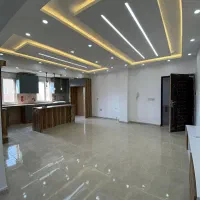 هشتاد دومتری  فول امکانات تاپ لوکیشن