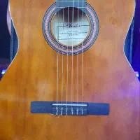 گیتار کلاسیک Fender