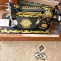 فروش چرخ خیاطی ودو عدد دستگاه|کلکسیون اشیاء عتیقه|کرج, ساسانی (قلمستان)|دیوار