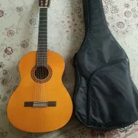 گیتارc45سالم سالم در حد نو
