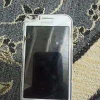 گوش کاملا سالم فقط تاچ ترک داره ولی سالم کار میکنه