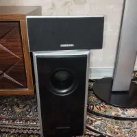 تلویزیون ۳۲ اینچ سامسونگ ال سی دی به همراه میز|تلویزیون و پروژکتور|تهران, وحیدیه|دیوار