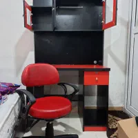 کمد و میز تحریر