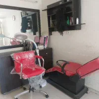 دکور و وسایل آرایشگاه زنانه