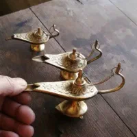 سه عدد چراغ جادویی