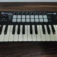 فروش فوری میدی کنترلر(کیبورد)|پیانو، کیبورد، آکاردئون|فردیس, شهرک ناز|دیوار