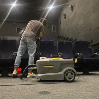 استخدام  نیرو خانم و آقا برای خدمات مبلشویی