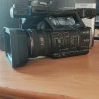 دوربین فیلمبرداری Ax2000