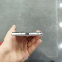 گوشی se 2020|موبایل|اصفهان, مفتح|دیوار