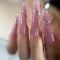 آموزش ناخن در سطوح مبتدی ،پیشرفته،طراحی،اپدیت