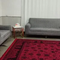 مبلمان7نفره با عسلی درحد نو چندماه استفاده شده