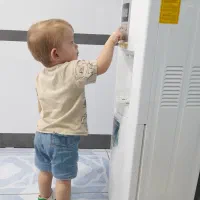 پرستار کودک پسر ۵ ساله