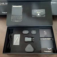 گوشی بلک بری پورش ۹۹۸۳ پشت کربن اکبند با ریجستر