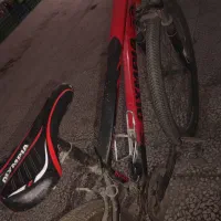 دوچرخه المپیا قرمز