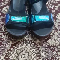یک عدد صندل