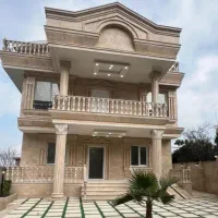 کاشی کاری. نما رومی .مدرن