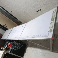 کاغذ دیواری میز کار