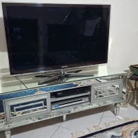 آیینه و کنسول