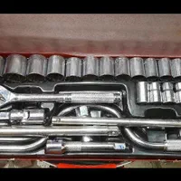 انواع آچار بکس وجغجغه ودسته بکس ورابطه|ابزارآلات|نظرآباد, رسالت|دیوار