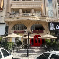 آشپز / سالنکار / صندوق