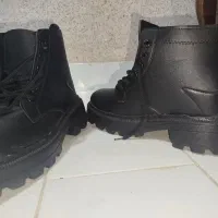 کفش|کیف، کفش، کمربند|دهدشت, |دیوار