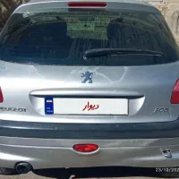 پژو ۲۰۶ مدل ۸۳|خودرو سواری و وانت|اصفهان, کوی امام|دیوار