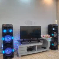 دوعدد باند شیک ونو