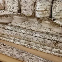تکیه خلیجی درجه یک ونو زیاد استفاده نشده