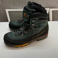 کفش کوهنوردی|کیف، کفش، کمربند|قزوین, |دیوار