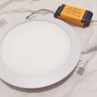 لامپ کم مصرف 15w