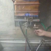 سرویس کامل آبگرمکن دیواری رفع کم فشاربودن آب گرم|خدمات پیشه و مهارت|ساوه, |دیوار