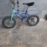 دوعدد دوچرخه ۲۴ودوچرخه ۱۴هردو۳و۵۰۰به فروش میرسد