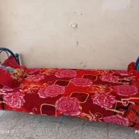 تخت تک نفره