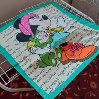 روسری ساتن کودکانه طرح کاتونی خاص