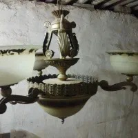 لوستر|لوستر و چراغ آویز|کاشان, ولیعصر|دیوار