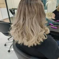 تخصص رنگ مو