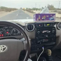 فروش وانت لندکروز مدل ۲۰۱۱