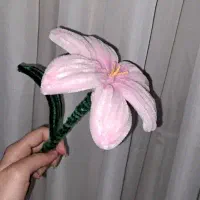 گل مصنوعی لیلیوم