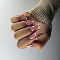 خدمات کاشت ناخن/آموش کاشت ناخن/اقساط
