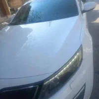 ماشین کیا اوپتیما سفید