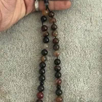 تسبیح سنگ|کلکسیون اشیاء عتیقه|شیروان (خراسان), |دیوار