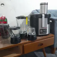 آبمیوه گیری  ۴کار  مناسب جهیزیه  نو نو