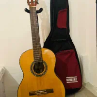 گیتار در حد نو