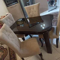 میز ناهارخوری