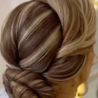 شنیون میکاپ اقتصادی|خدمات آرایشگری و زیبایی|مشهد, مصلی (کارمندان اول)|دیوار