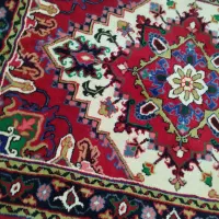 فرش نو هریس یک در یک و نیم|فرش|ری, علایین|دیوار