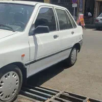 پراید سفید