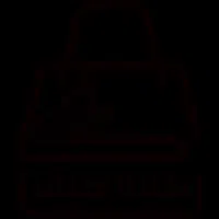 فروشنده خانم مغازه کیف