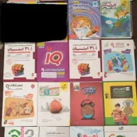 تعدادی کتاب تست پایه نهم وآزمونهای قلمچی وکتاب درس